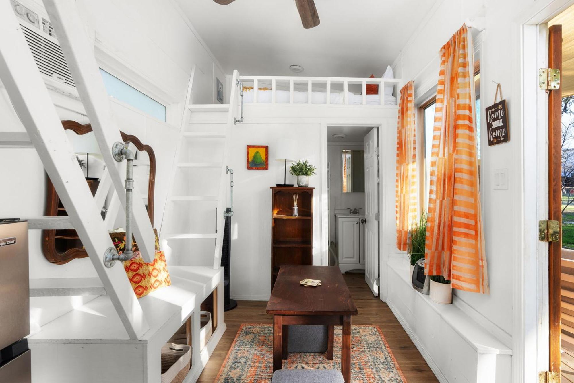 Cozy Tiny Home On An Eco Farm Austin Exterior photo